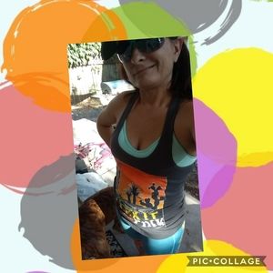 Meet your Posher, Becky